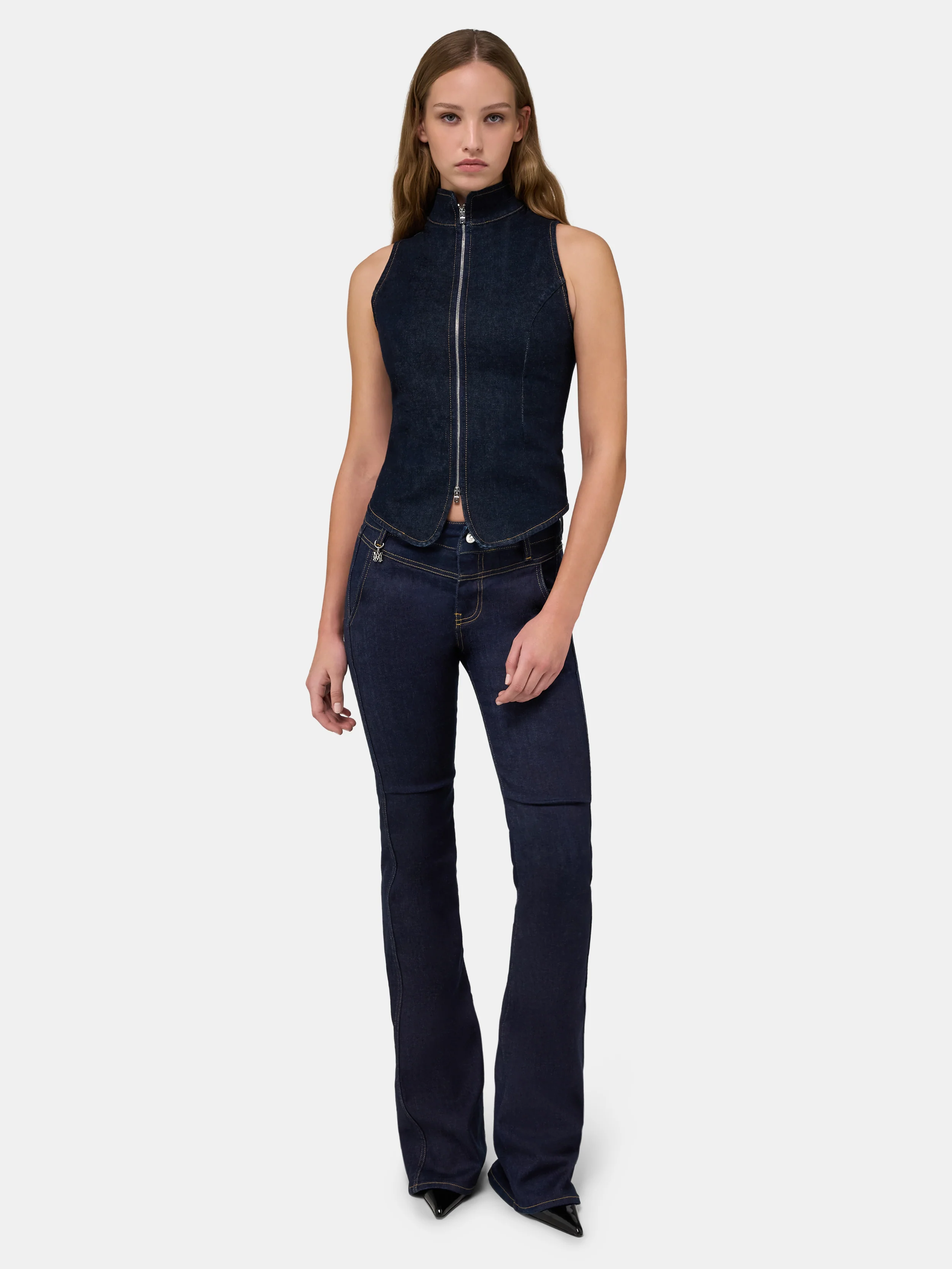 1713-women-women-s-amiri-raw-denm-zip-top-raw-indigo-2.webp WOMEN - WOMEN'S AMIRI RAW DENM ZIP TOP - Raw Indigo