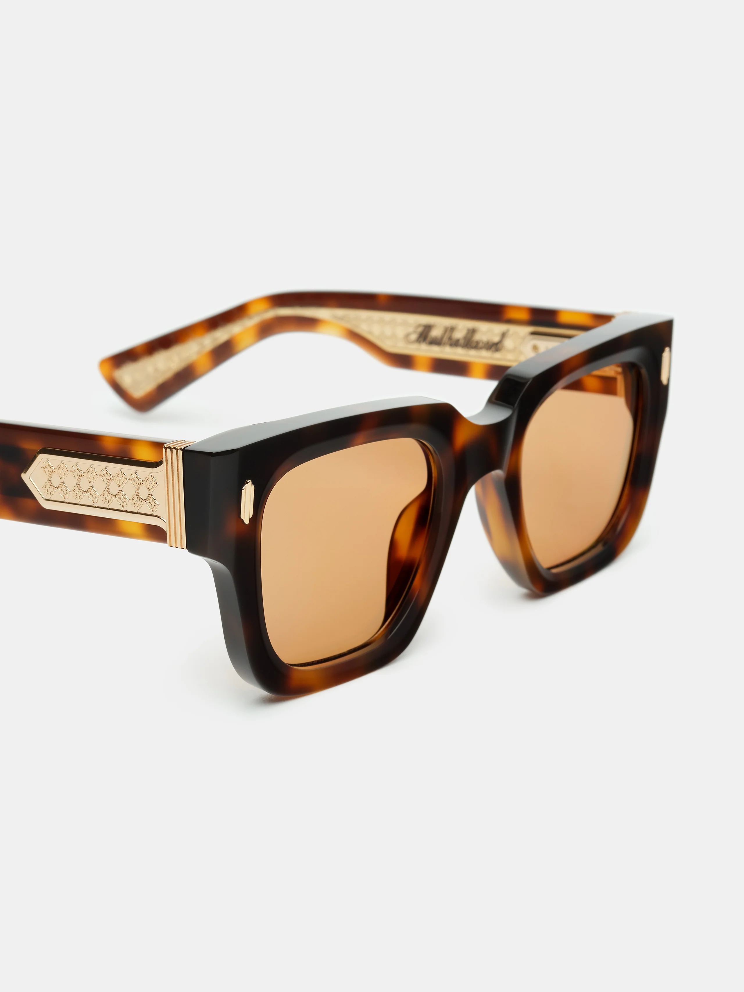 1970-mulholland-sunglasses-tortoise-shell-4.webp MULHOLLAND SUNGLASSES - Tortoise Shell