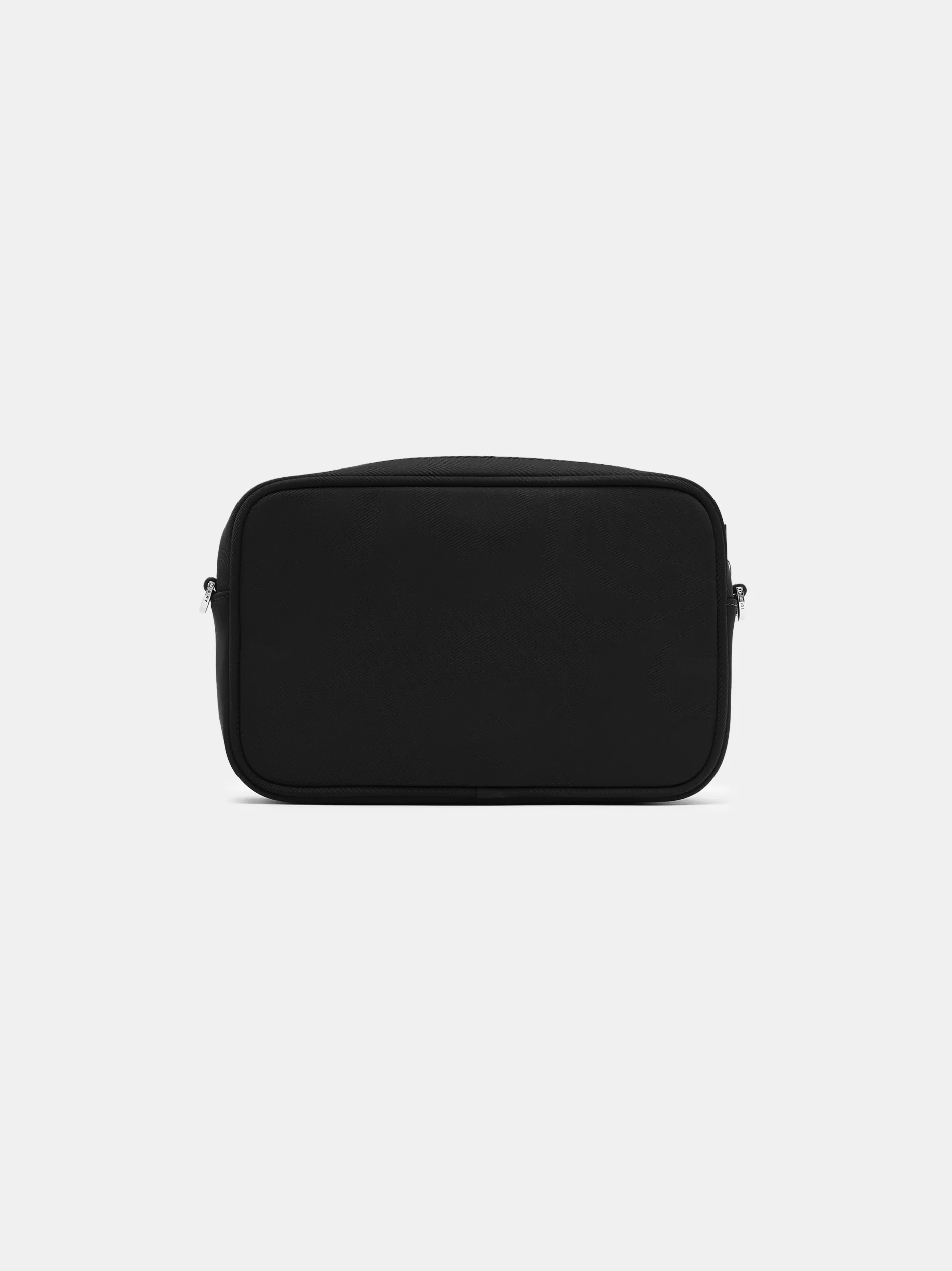 2040-arts-district-camera-case-black-3.webp ARTS DISTRICT CAMERA CASE - Black