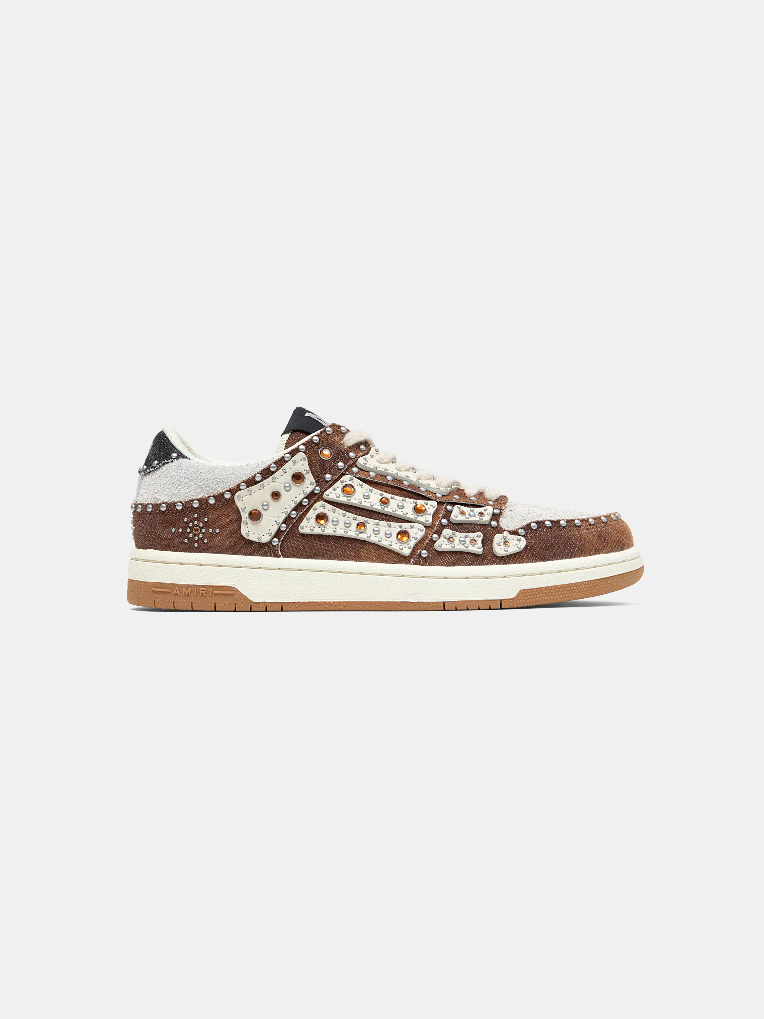 2956-stud-skel-top-low-dark-brown-1.webp STUD SKEL TOP LOW - Dark Brown