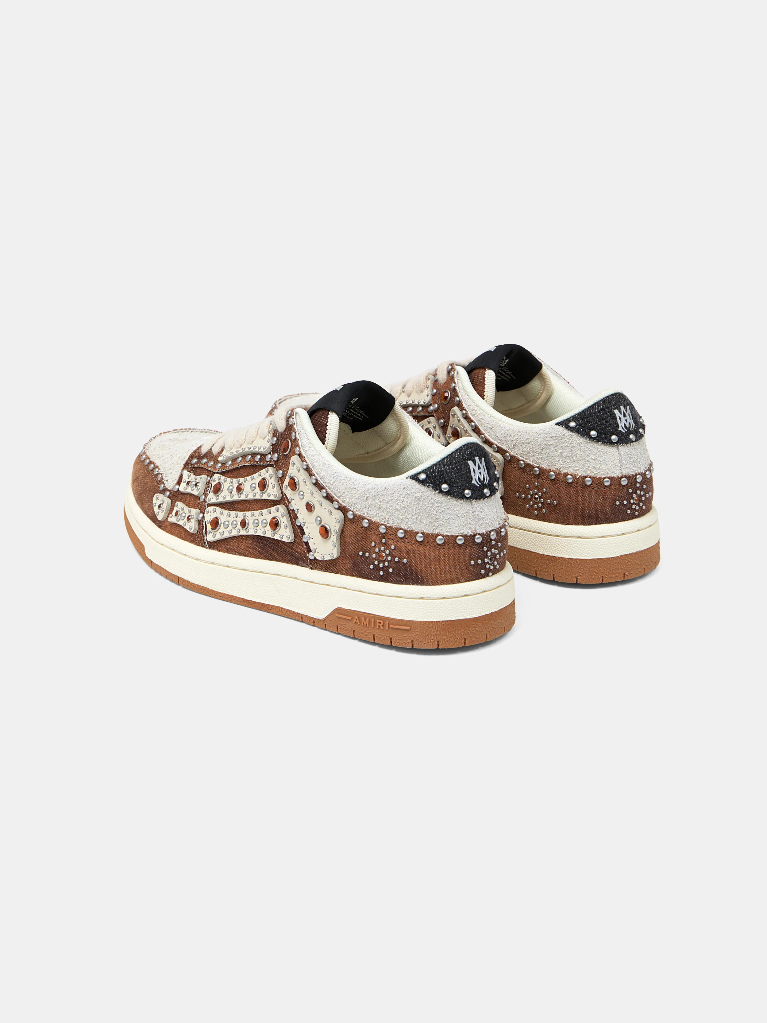 2956-stud-skel-top-low-dark-brown-4.webp STUD SKEL TOP LOW - Dark Brown
