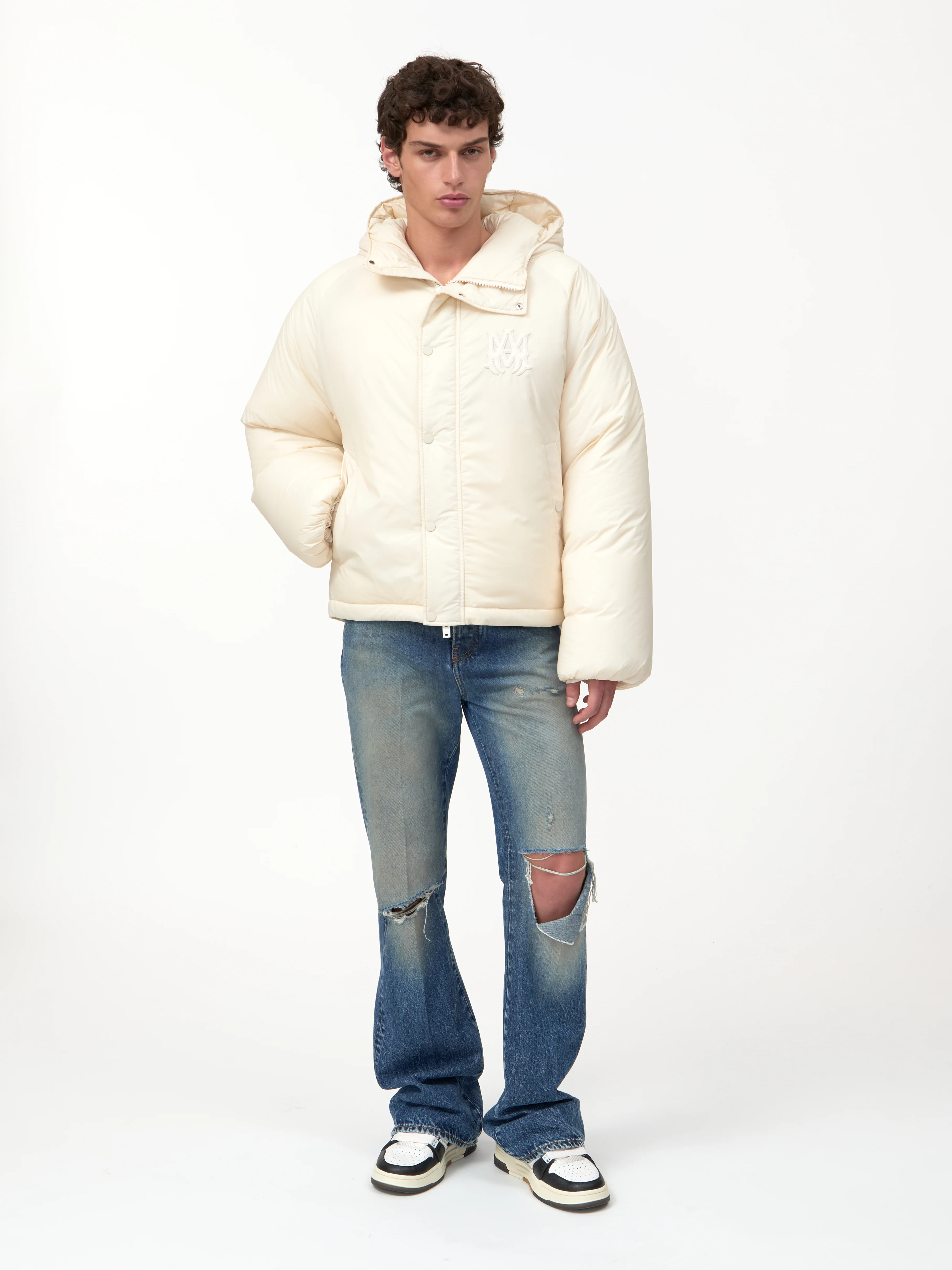 3160-amiri-hooded-down-jacket-alabaster-3.webp AMIRI HOODED DOWN JACKET - Alabaster
