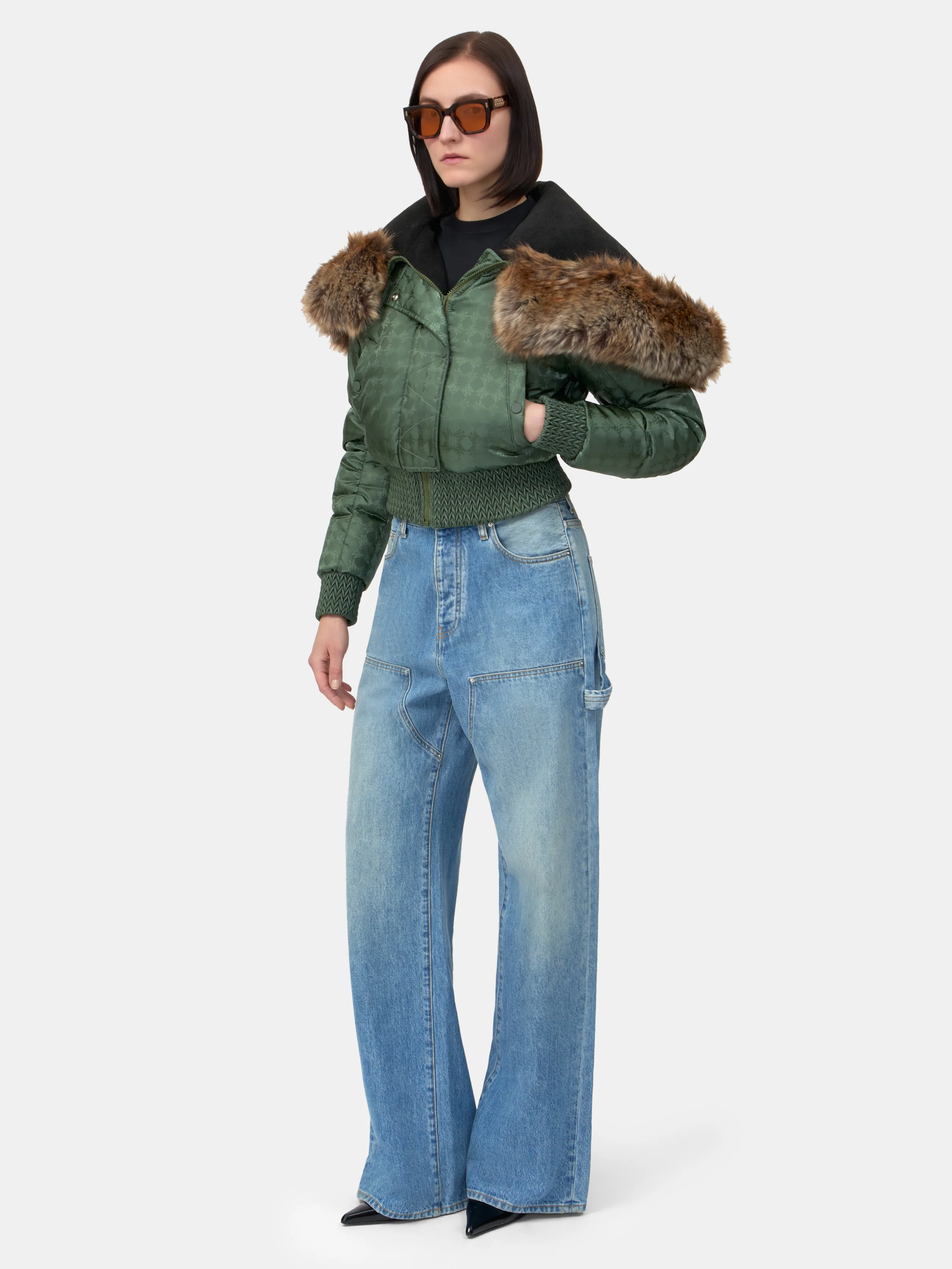 3223-women-women-s-ma-quad-hooded-down-jacket-dark-sage-3.webp WOMEN - WOMEN'S MA QUAD HOODED DOWN JACKET - Dark Sage
