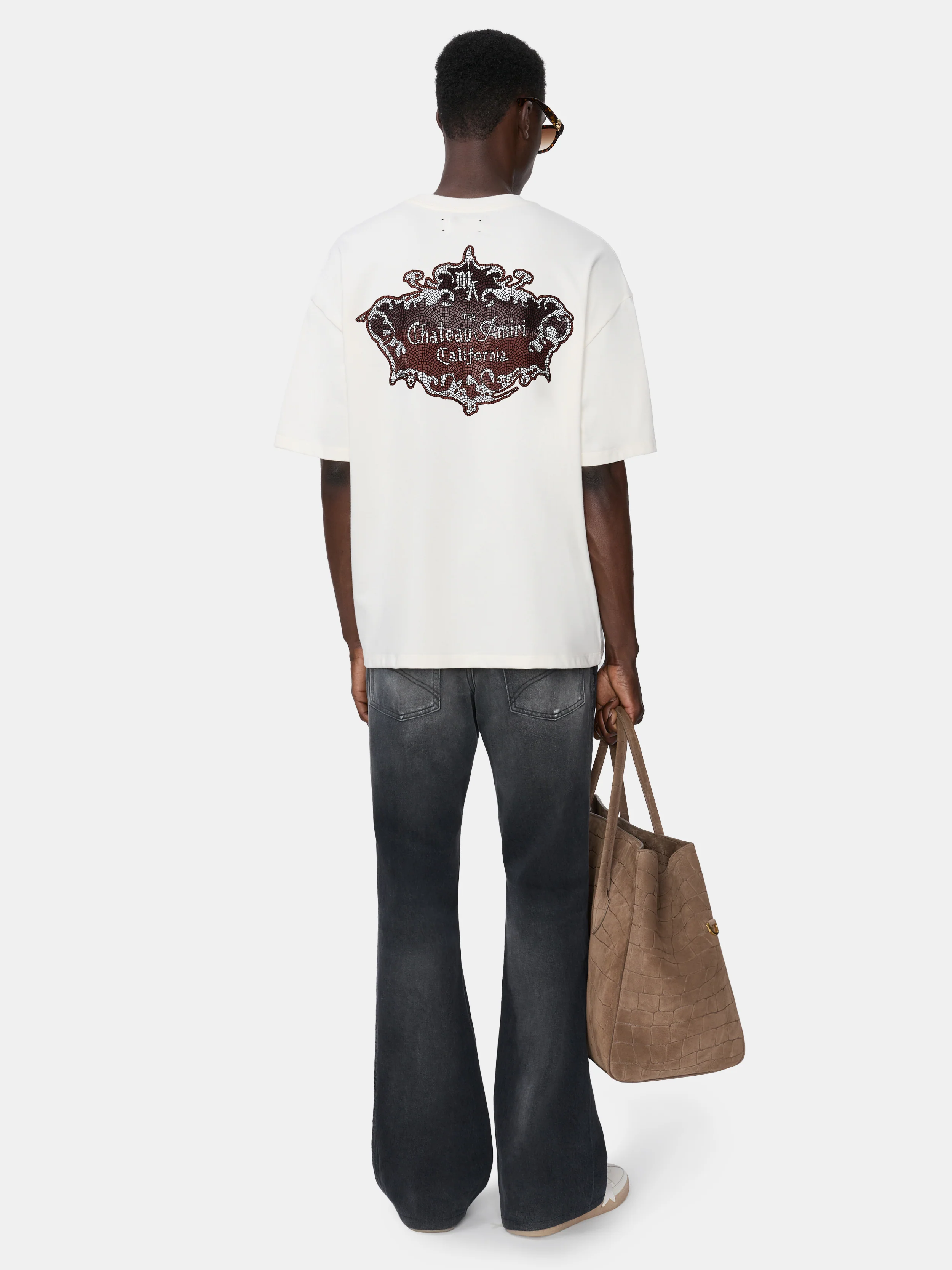 3367-chateau-crest-oversized-tee-ivory-4.webp CHATEAU CREST OVERSIZED TEE - Ivory