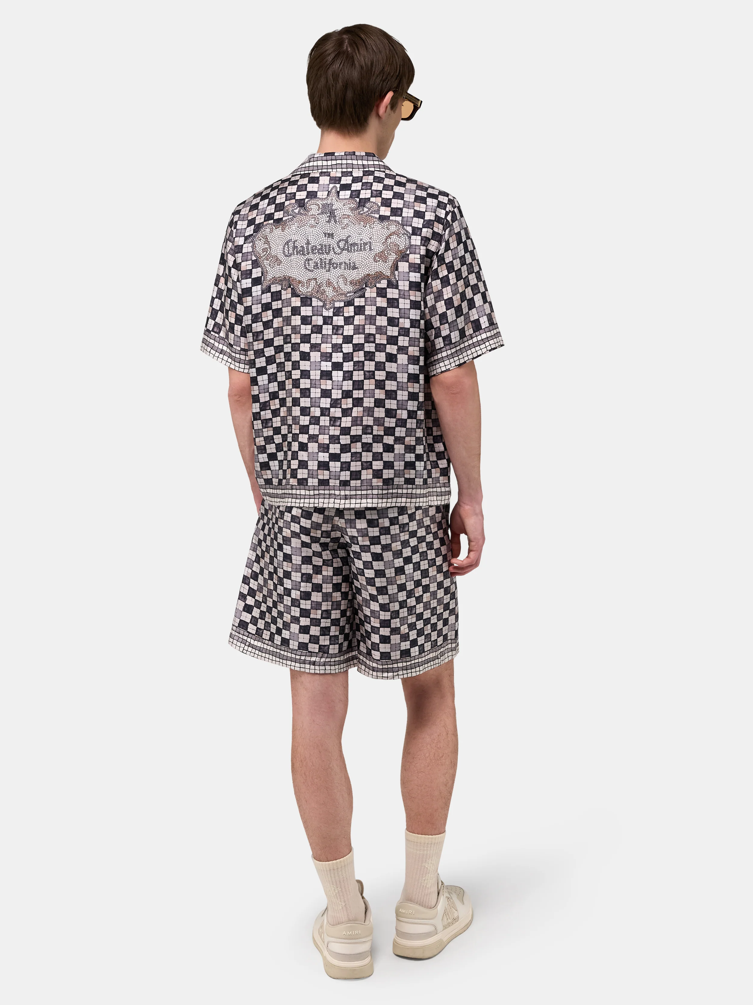 3559-ma-checkered-short-taupe-4.webp MA CHECKERED SHORT - Taupe