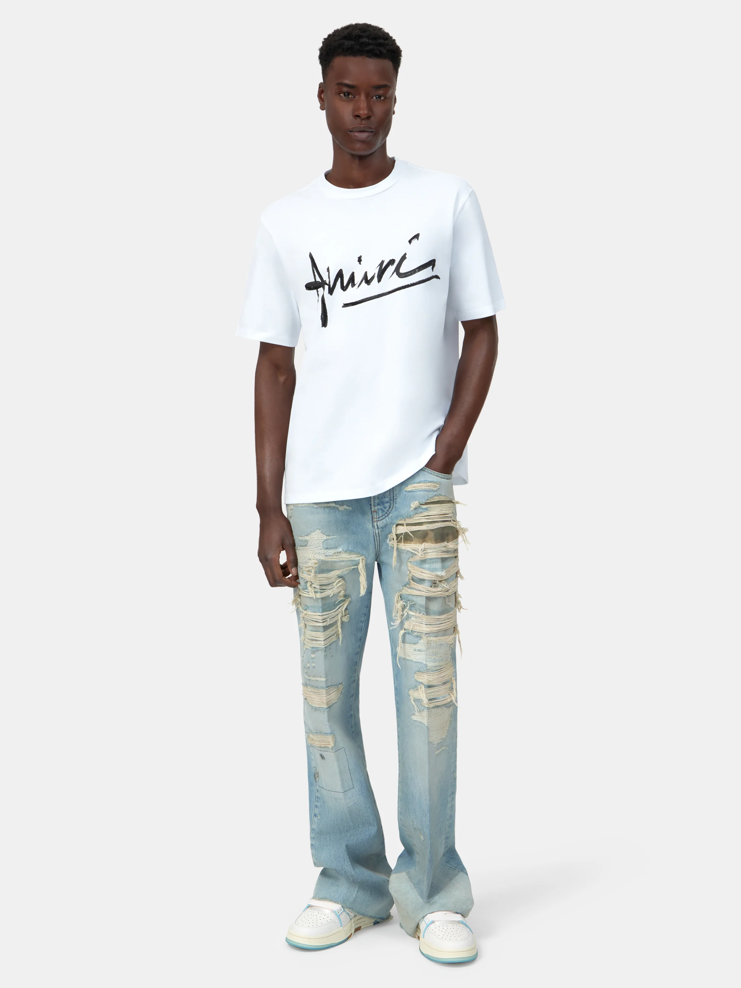 4355-amiri-script-tee-white-2.webp AMIRI SCRIPT TEE - WHITE