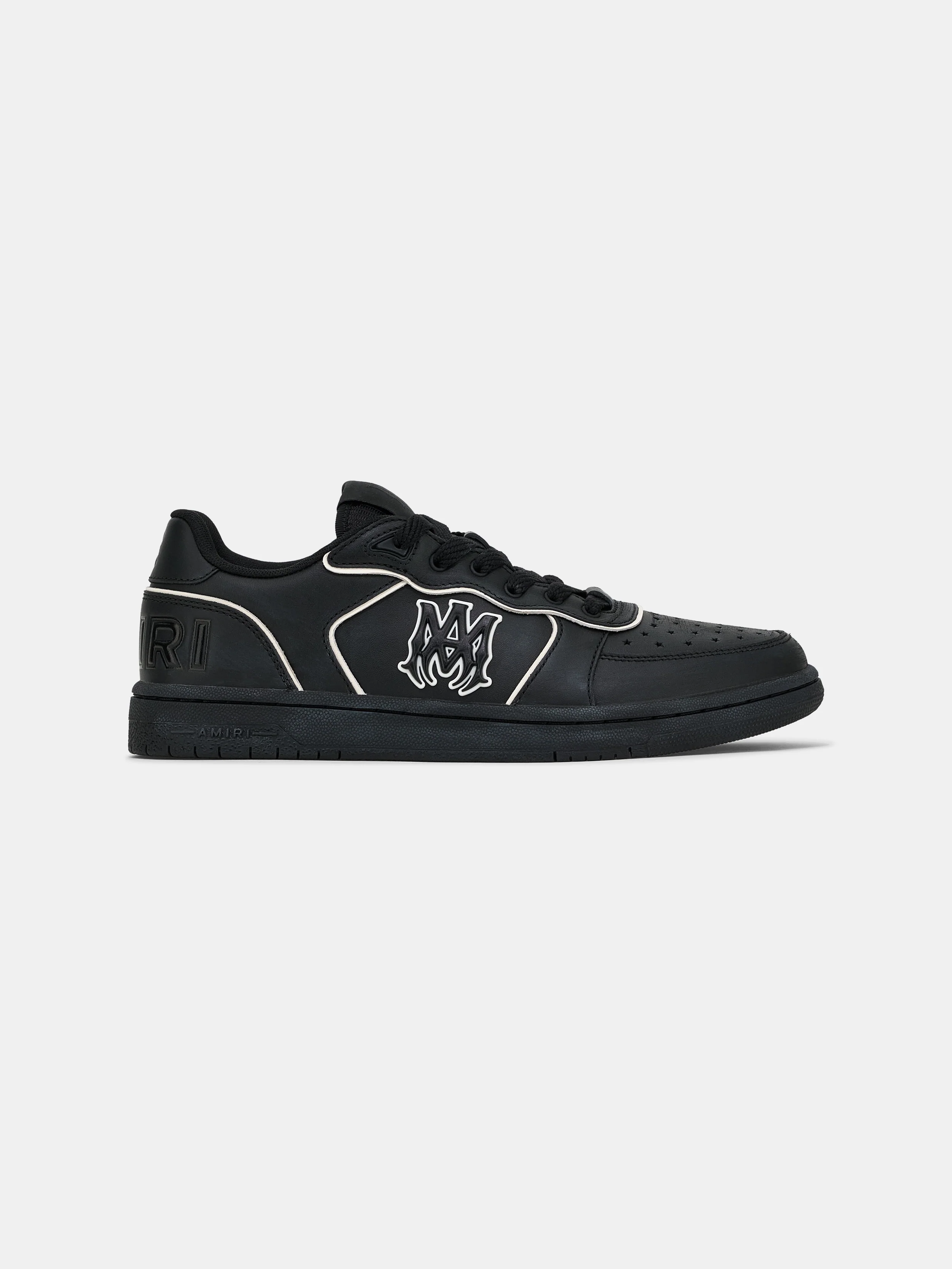 451-newport-black-black-1.webp NEWPORT - Black Black
