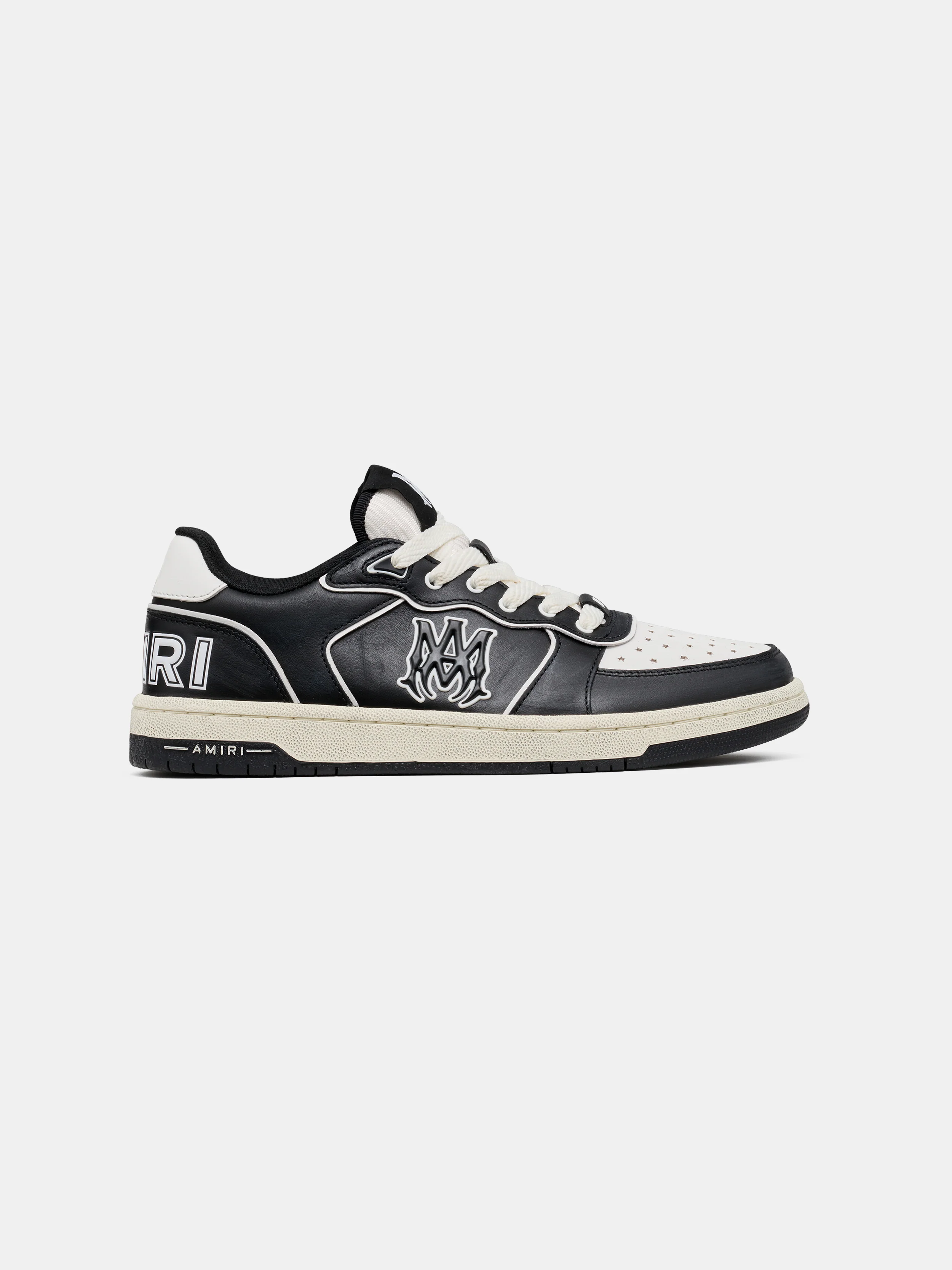 481-newport-black-1.webp NEWPORT - Black