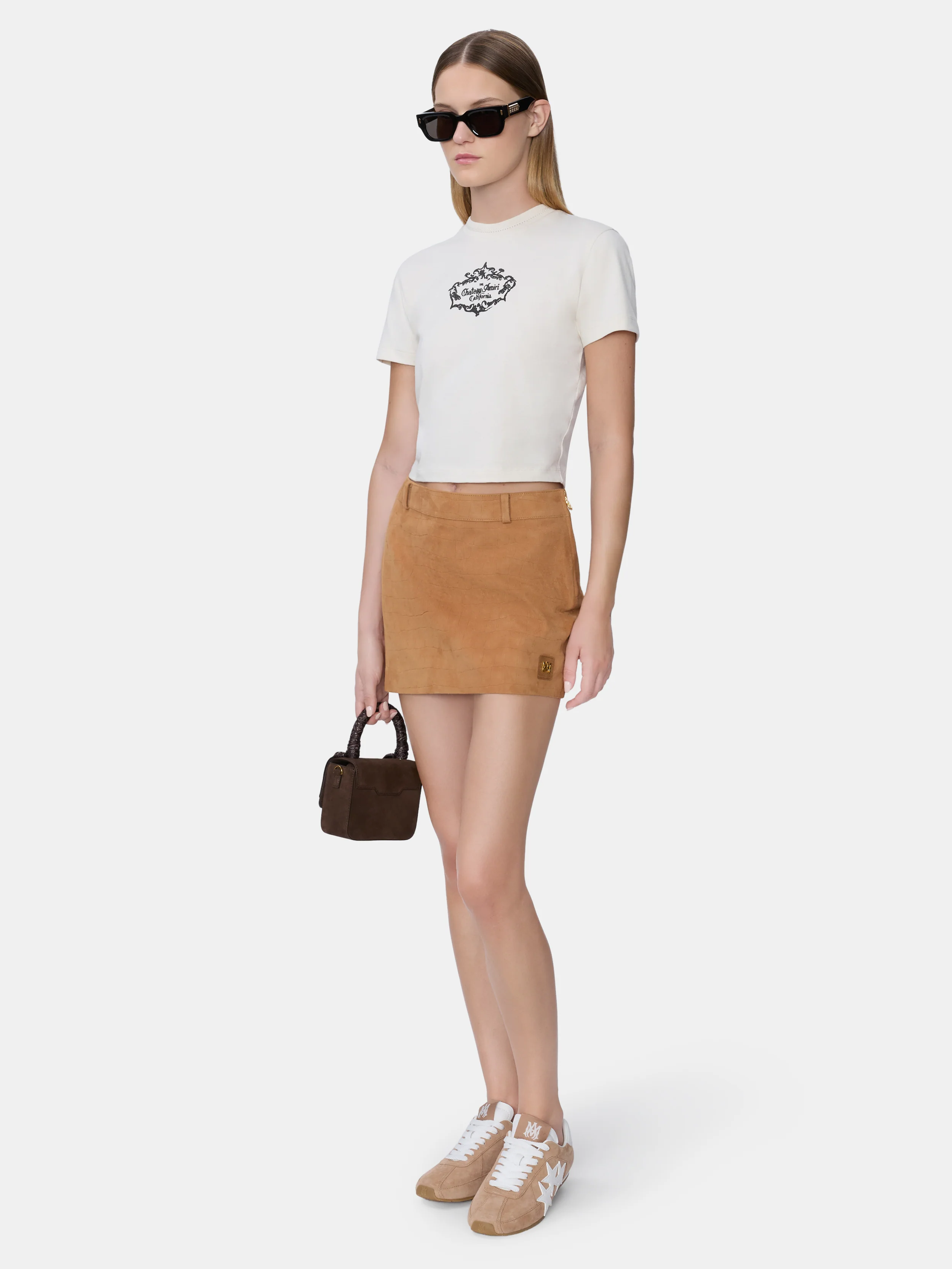5100-women-women-s-chateau-crest-baby-tee-alabaster-3.webp WOMEN - WOMEN'S CHATEAU CREST BABY TEE - Alabaster