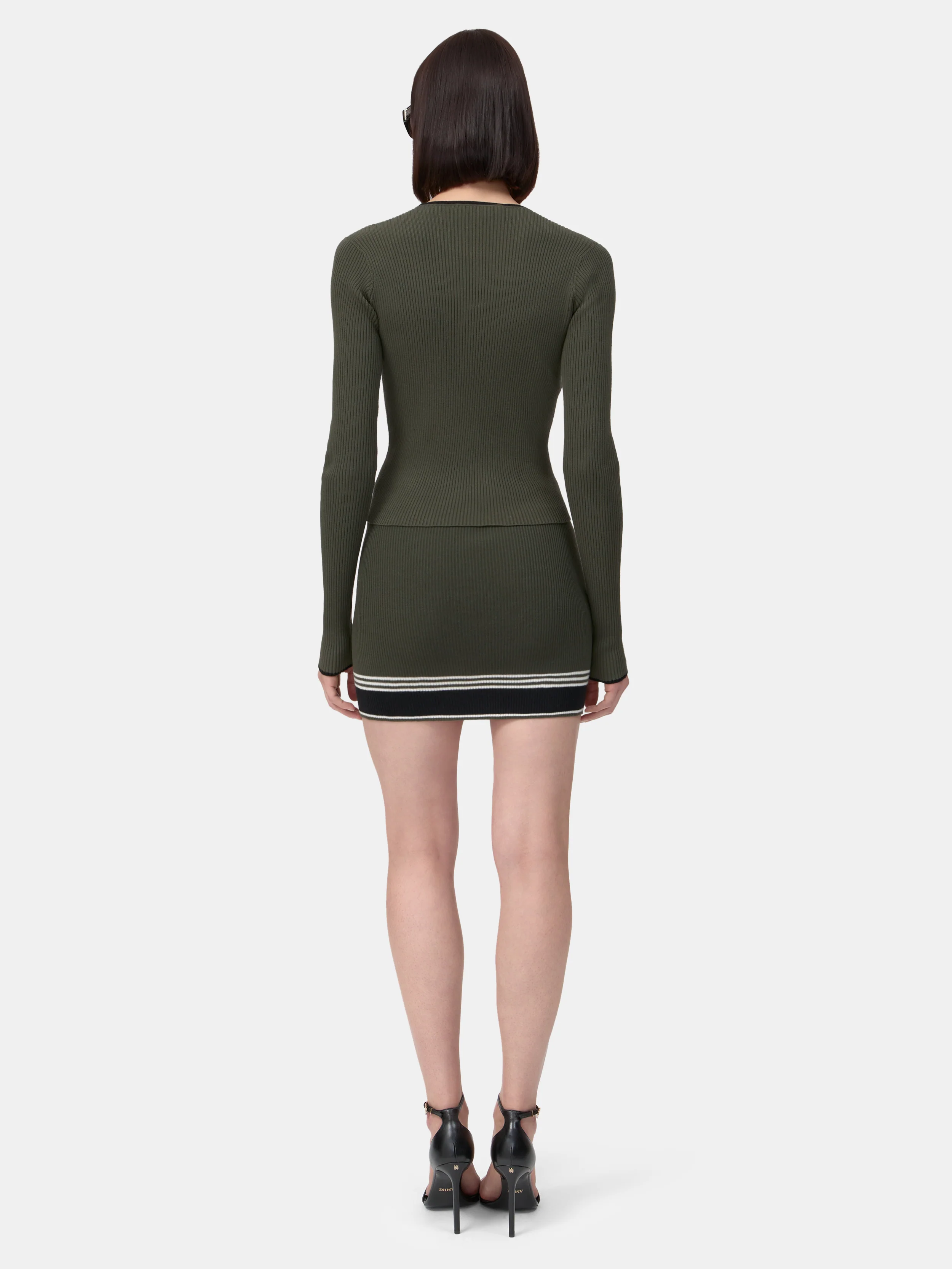 5349-women-women-s-ma-long-sleeve-tee-dark-sage-4.webp WOMEN - WOMEN'S MA LONG SLEEVE TEE - Dark Sage