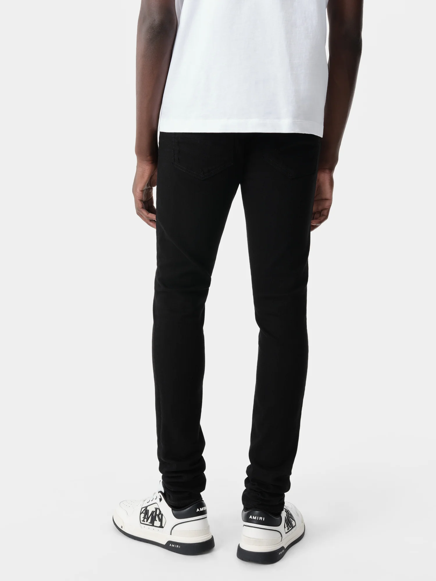 7890-stack-jean-black-4.webp Stack Jean - BLACK