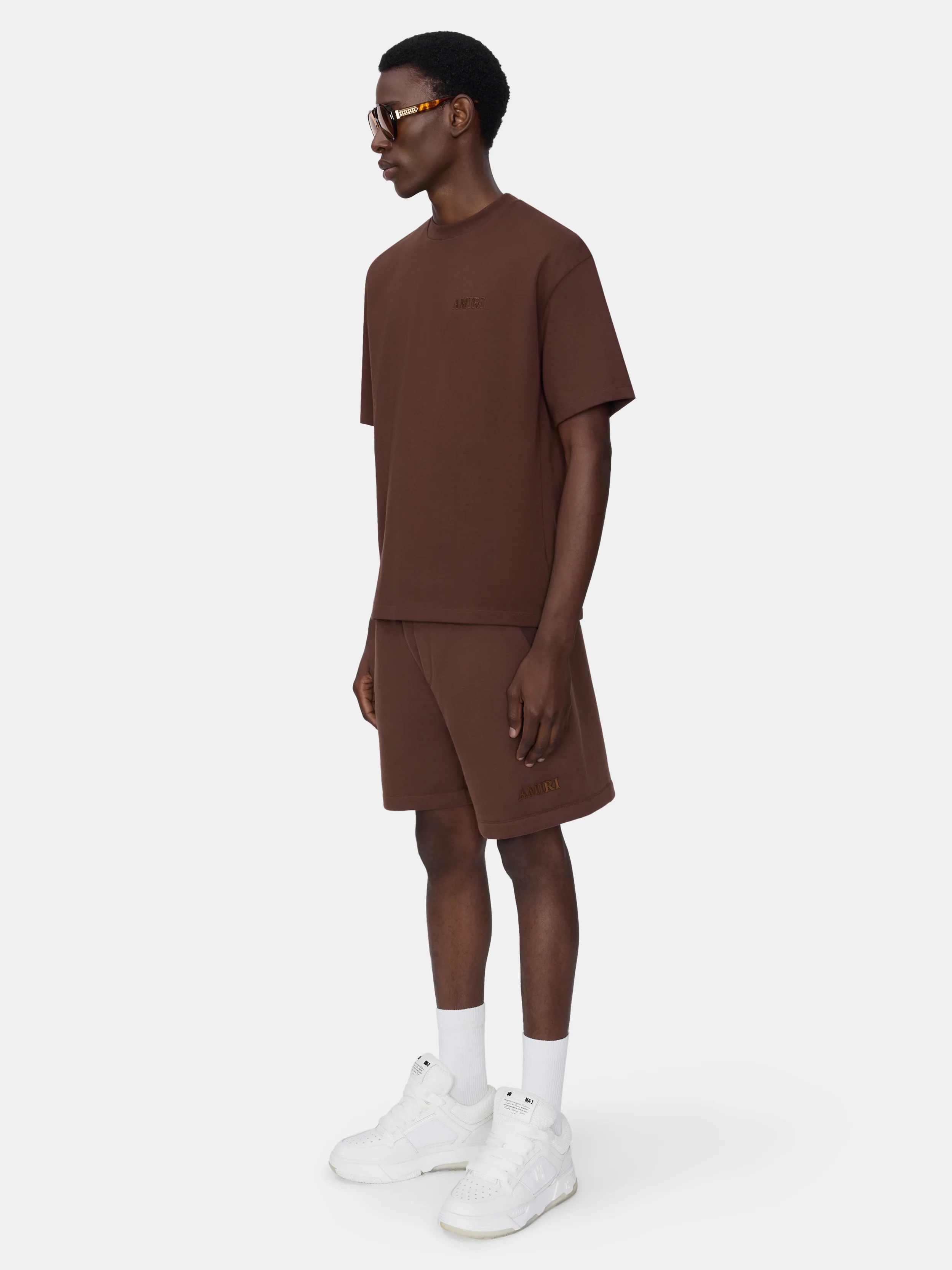 8238-amiri-oversized-tee-walnut-brown-2.webp AMIRI OVERSIZED TEE - WALNUT BROWN