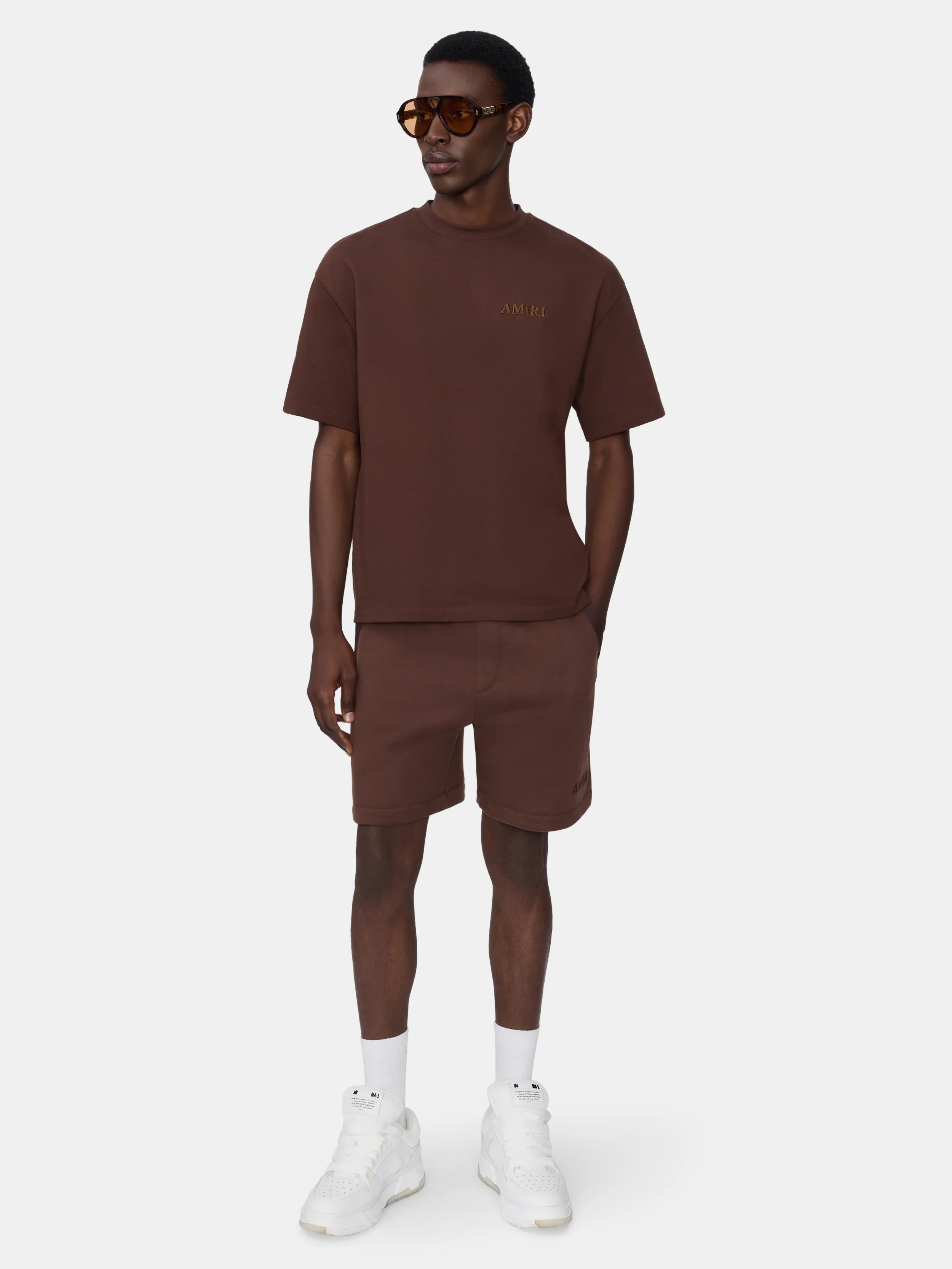 8238-amiri-oversized-tee-walnut-brown-3.webp AMIRI OVERSIZED TEE - WALNUT BROWN