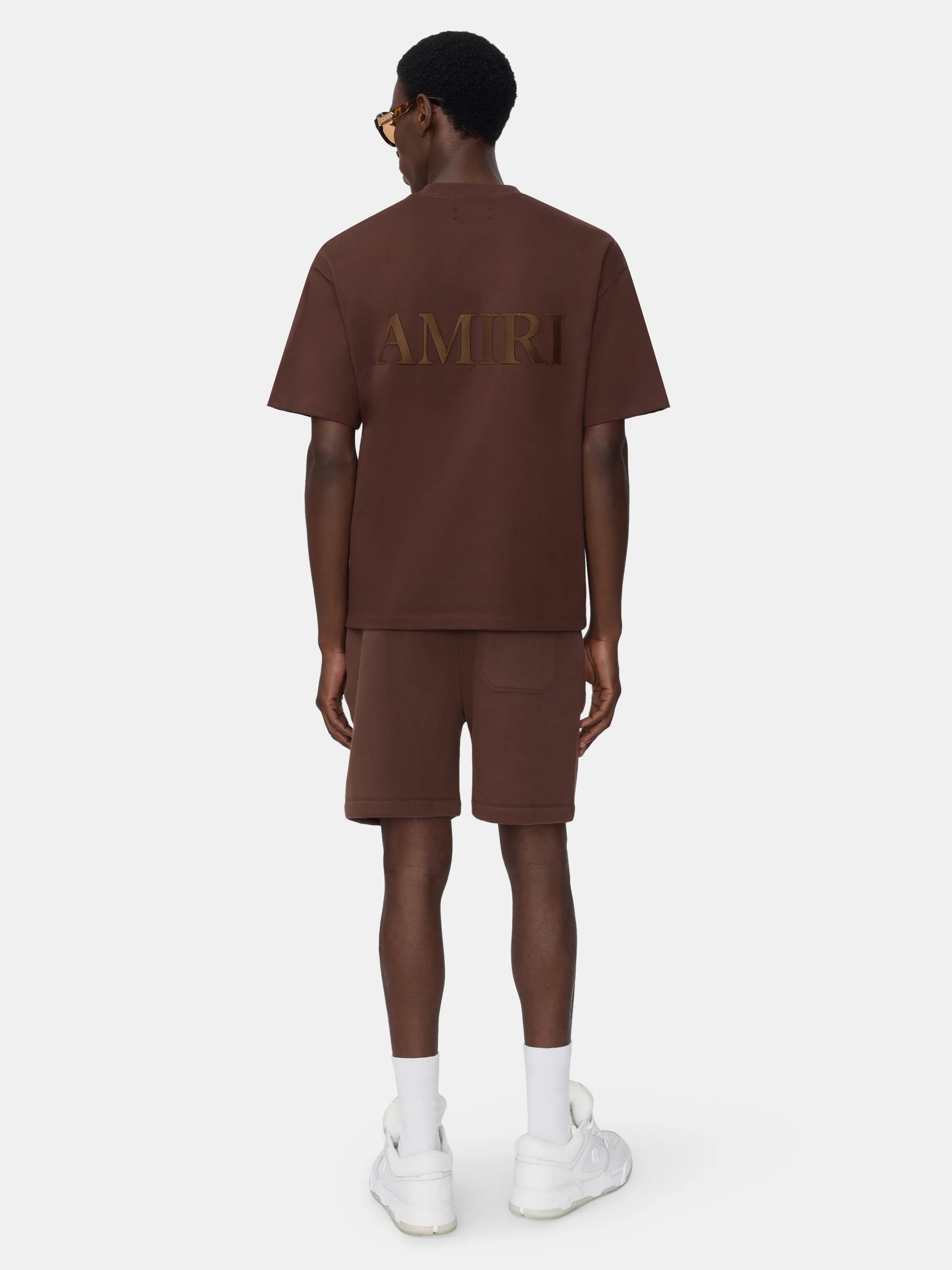 8238-amiri-oversized-tee-walnut-brown-4.webp AMIRI OVERSIZED TEE - WALNUT BROWN