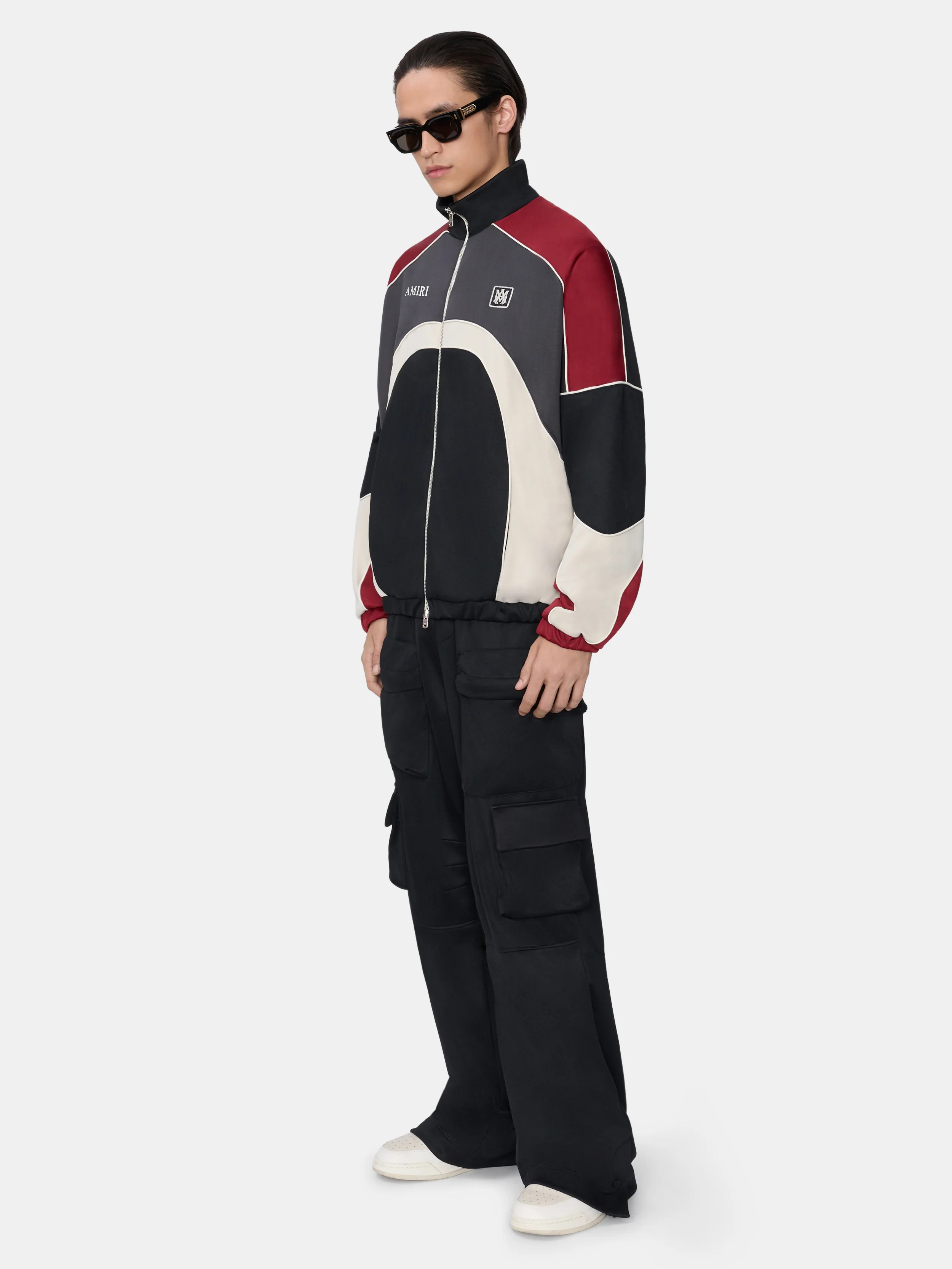 8303-multi-pocket-cargo-pant-black-3.webp MULTI POCKET CARGO PANT - Black