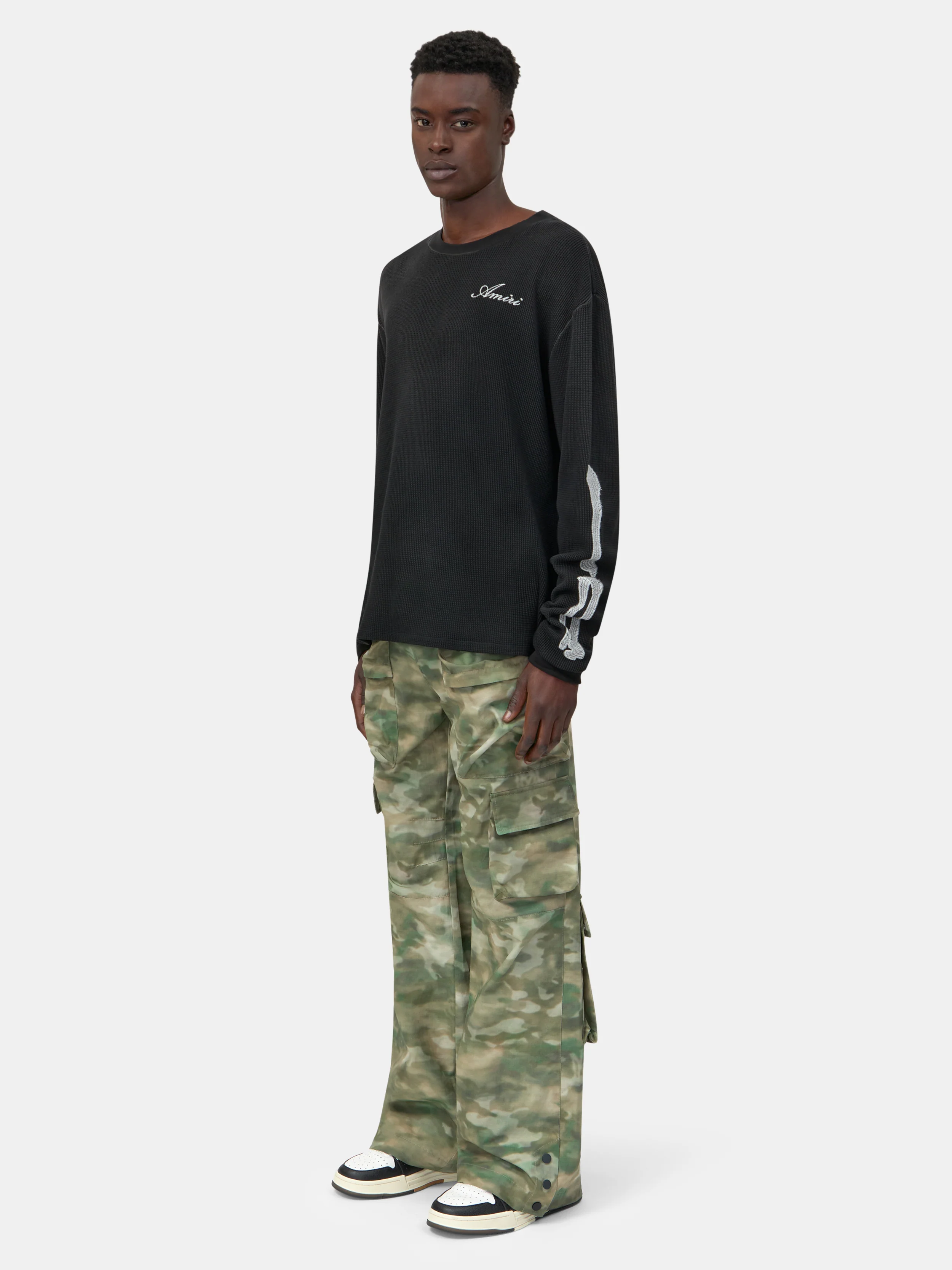 8311-camo-multi-pocket-cargo-pant-camo-3.webp CAMO MULTI POCKET CARGO PANT - Camo