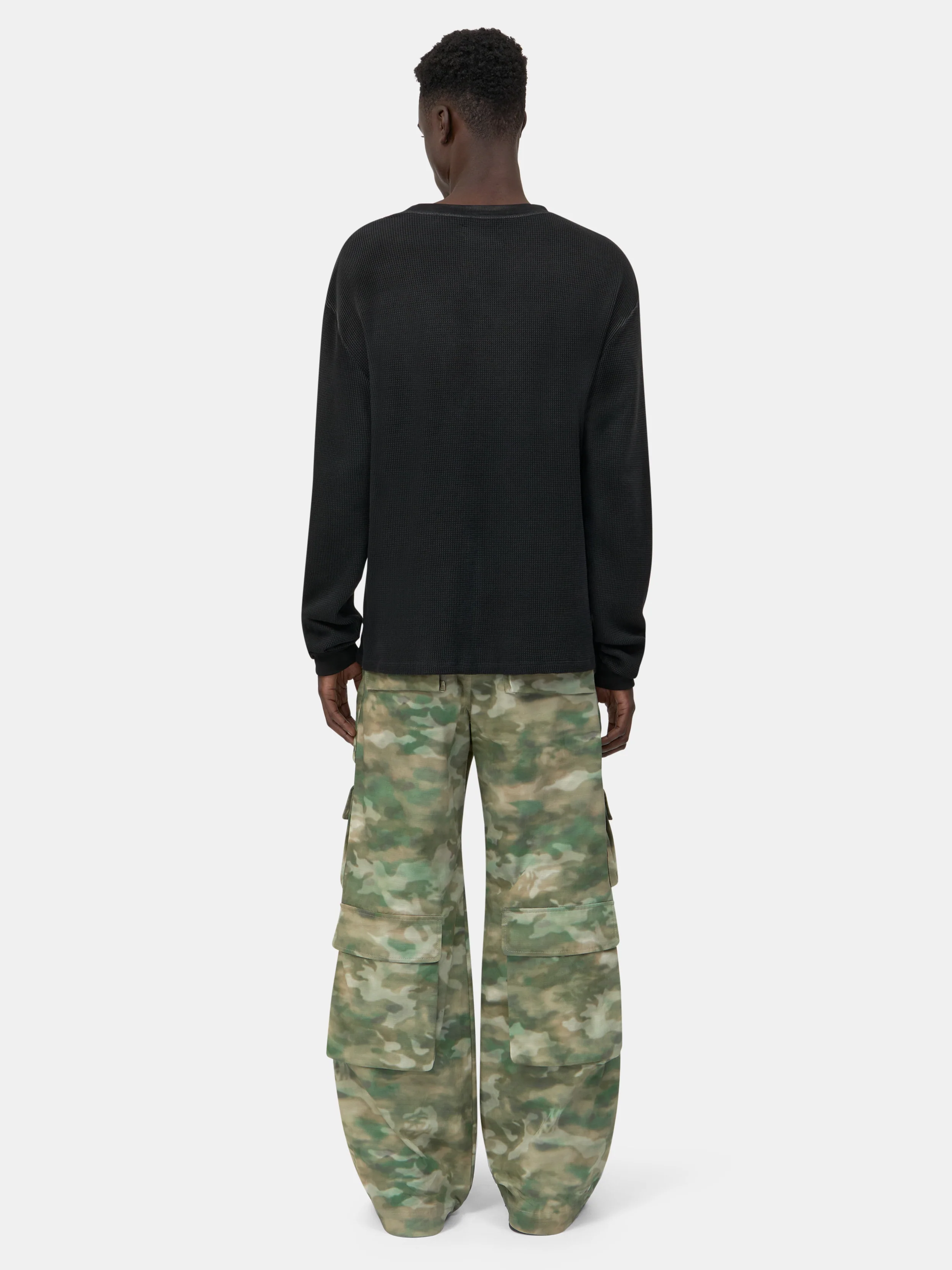 8311-camo-multi-pocket-cargo-pant-camo-4.webp CAMO MULTI POCKET CARGO PANT - Camo