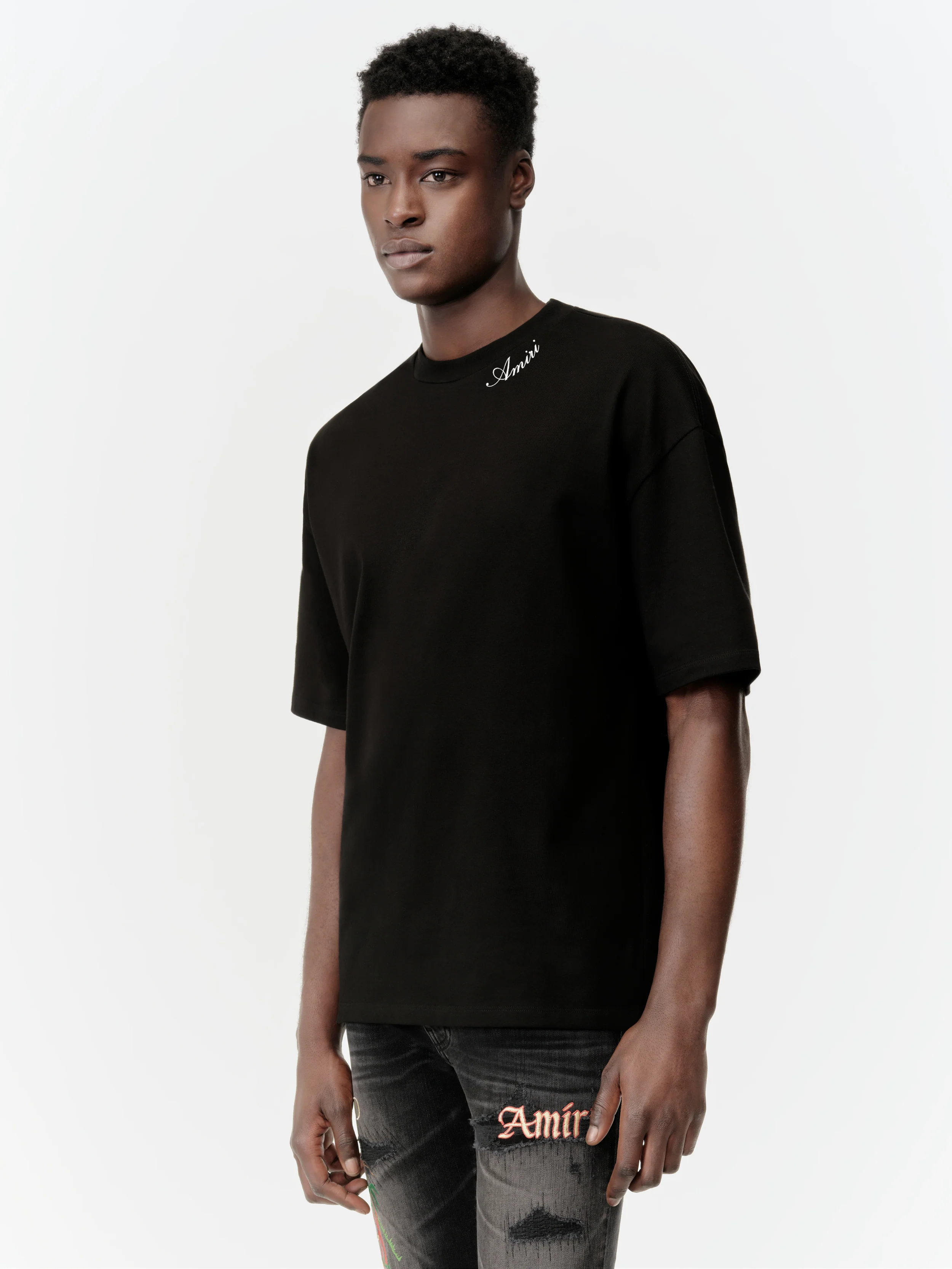 91-amiri-script-tee-black-3.webp AMIRI SCRIPT TEE - Black